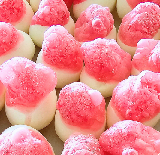Strawberries & Cream Freeze-Dried Lollies 🍓🍦